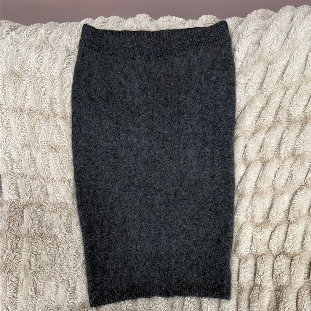 Elegant INTERMIX Gray Women's Skirt - Medium